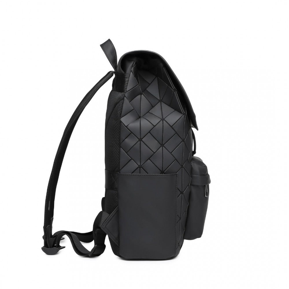 ET2417 - KONO WATER-RESISTANT URBAN GEOMETRIC BACKPACK WITH LAPTOP COMPARTMENT - BLACK