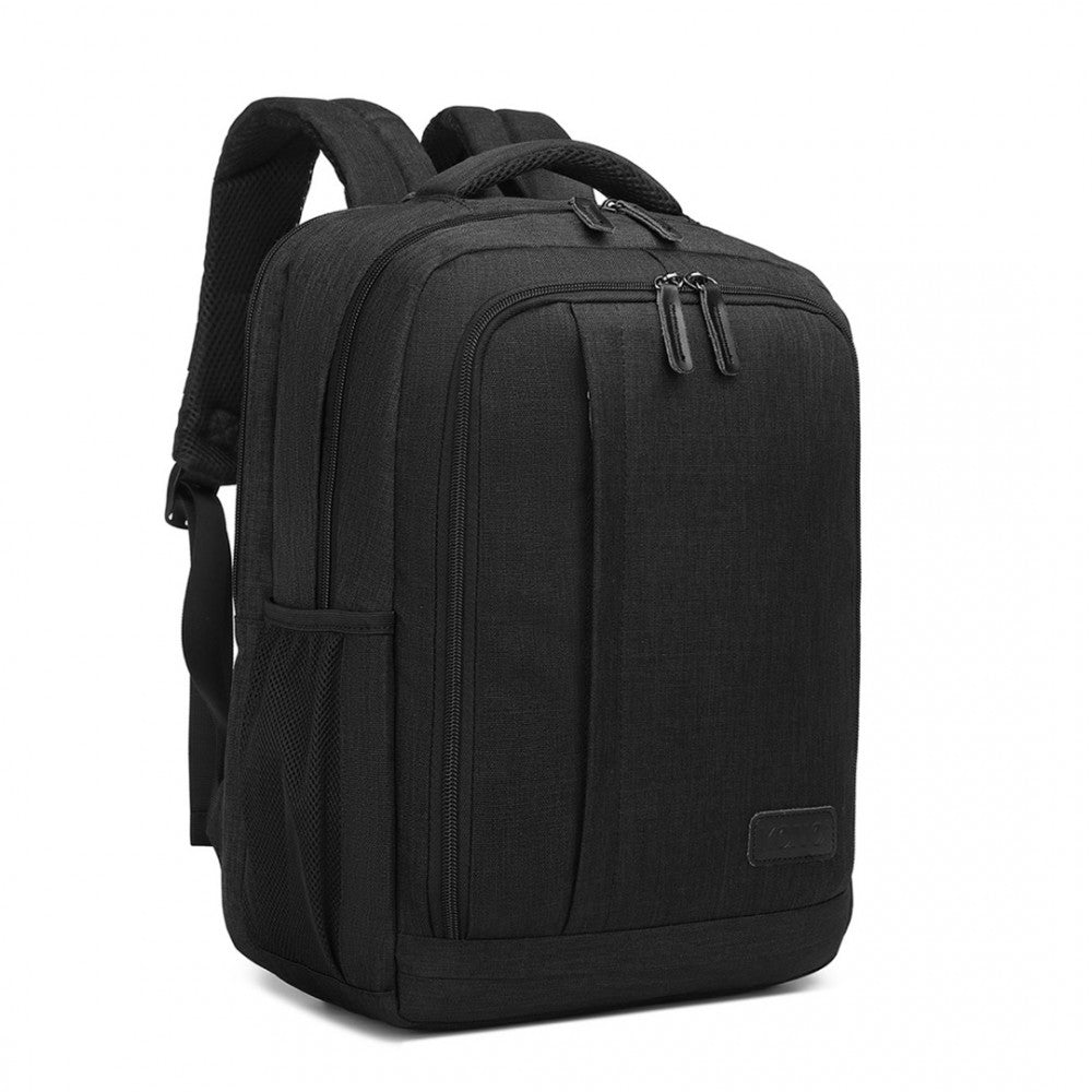 EM2111S - KONO MULTI-COMPARTMENT BACKPACK WITH USB PORT - BLACK