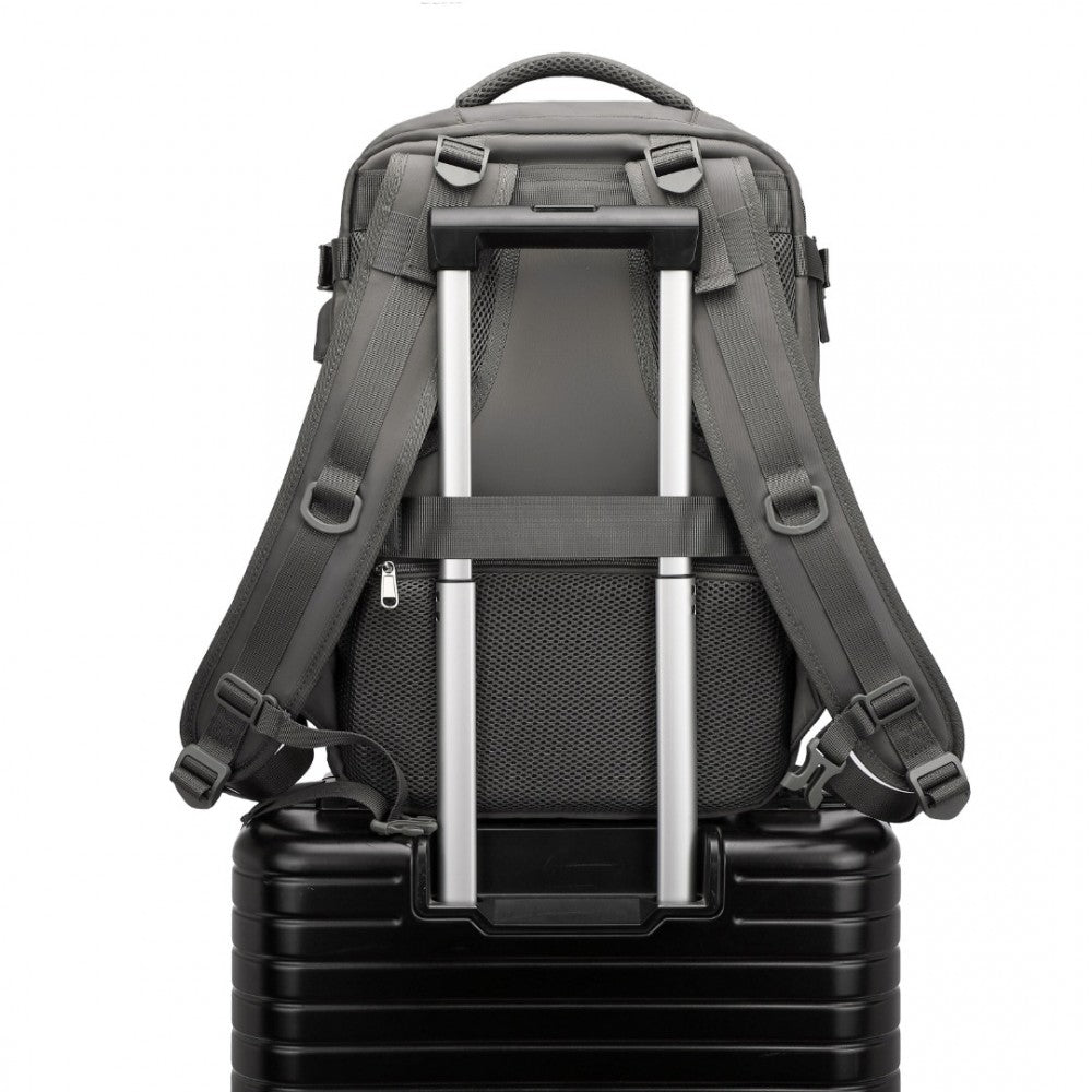 EQ2344 - KONO MULTI-FUNCTIONAL BREATHABLE TRAVEL BACKPACK WITH USB CHARGING PORT AND SEPARATE SHOE COMPARTMENT - GREY